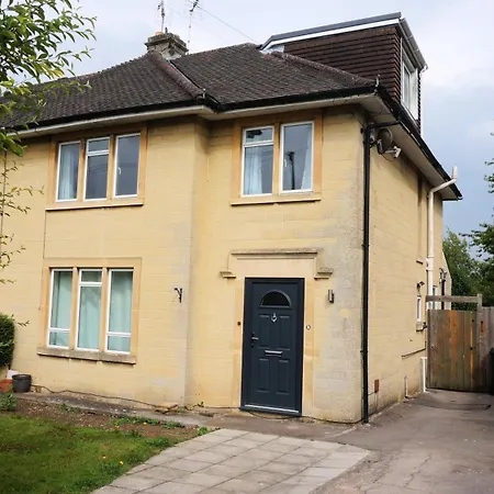 Spacious 4 Bedroom House With Garden, Close To City Centre, 2 Parking Spaces Bath Exterior photo